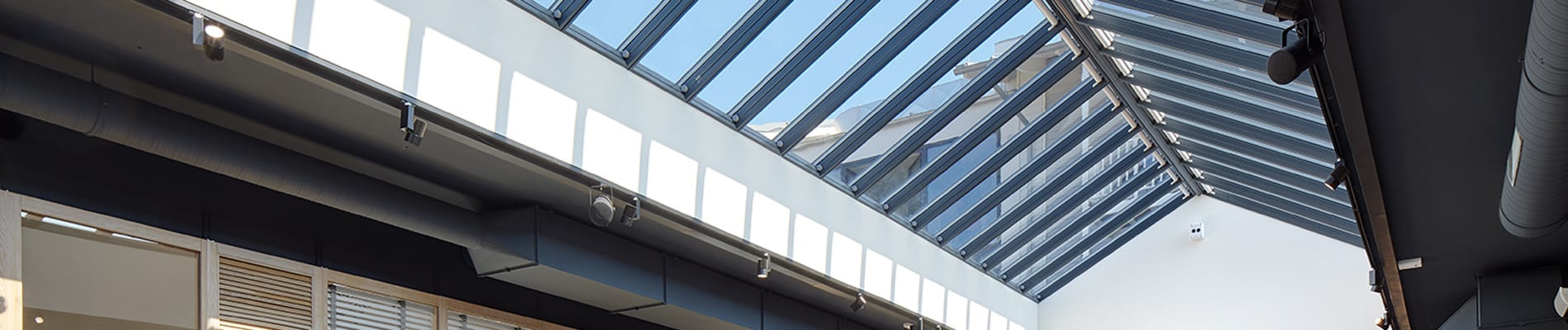 VMS VELUX Modular Skylight Sattel-Lichtband VMS VELUX Modular Skylight Sattel-Lichtband