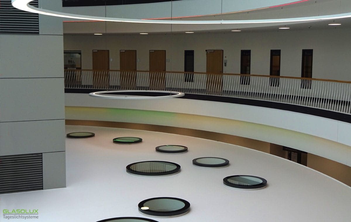 SkyVision CIRCULAR: Runde Design-Oberlichter im Rhön-Klinikum