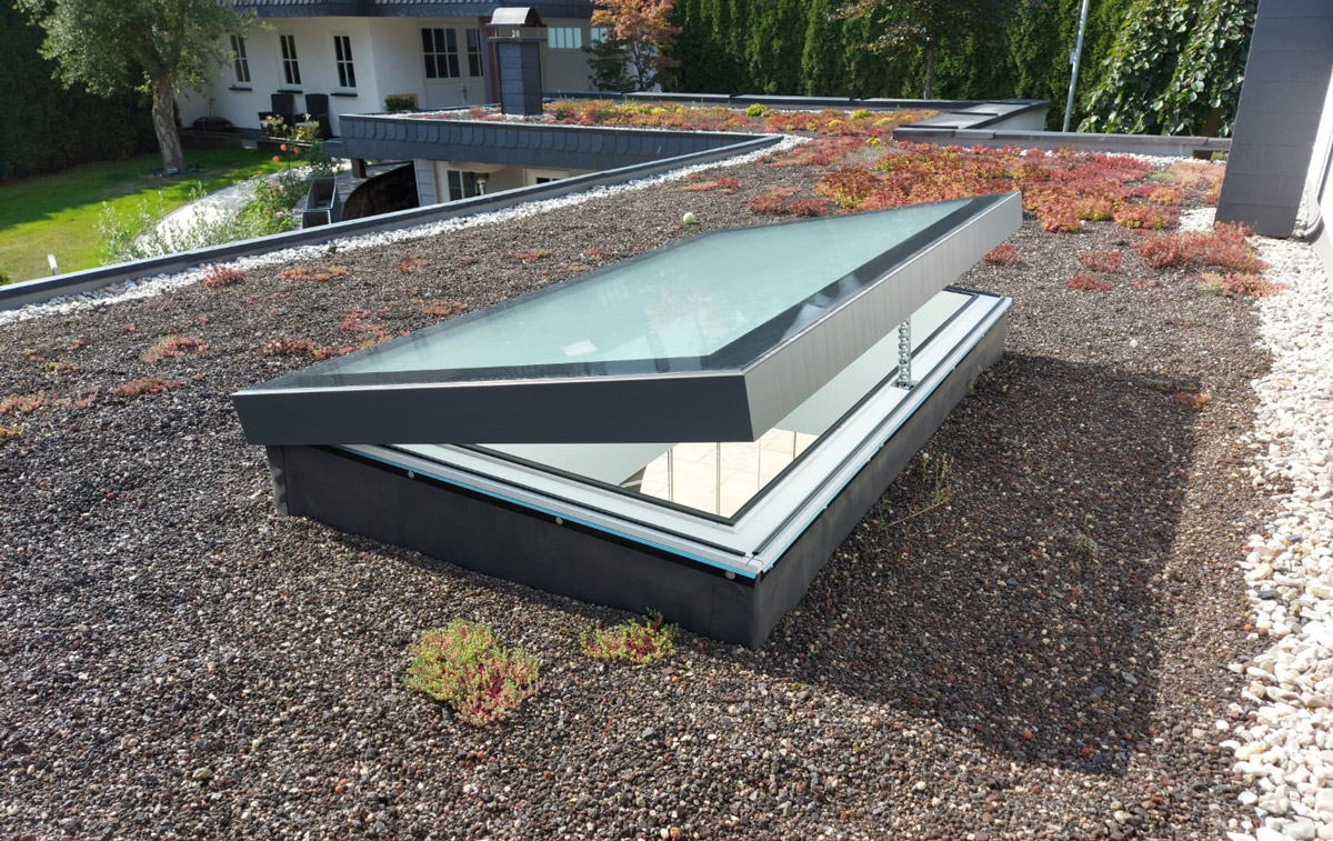 Opened SkyVision COMFORT on a flat roof