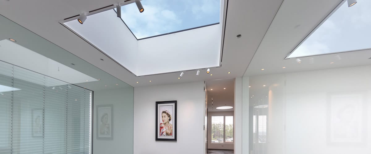 Flachdachfenster SkyVision FIXED: Ästhetik & Komfort im Wohnraum