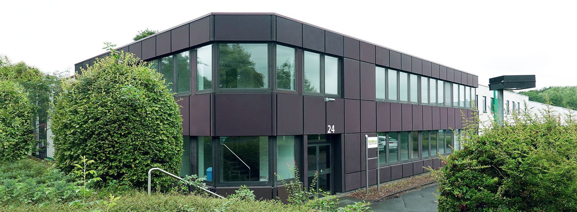 GLASOLUX Tageslichtsysteme GmbH Gebäudefoto: GLASOLUX Tageslichtsysteme GmbH, Fabrikstraße 24, Bielefeld